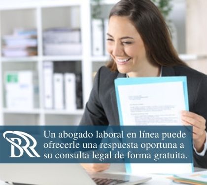 Abogado Laboral en Línea Dando una Orientación Legal