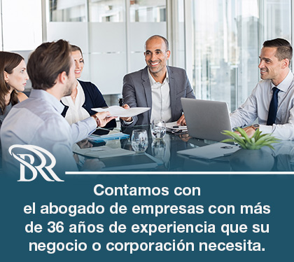 Abogado de Empresas en Reunión de Negocios en Costa Rica